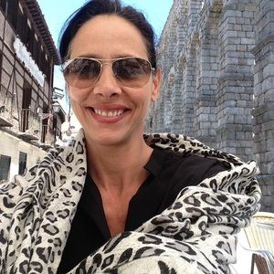 Meet your Posher, Christina